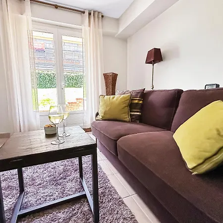 Apartman Chic, Les Planches De & Deauville