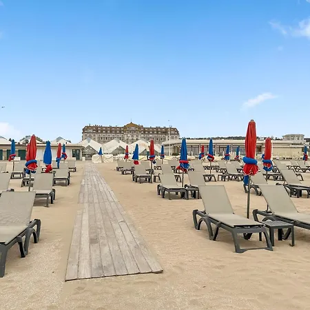 Chic, Les Planches De & *