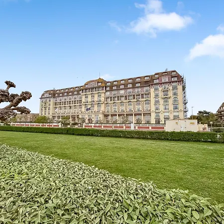 Chic, Les Planches De & Apartman Deauville